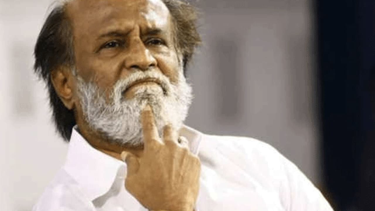 பொறுப்பாளர்கள் மாற்றம்! நிர்வாகிகளுடன் ஆலோசனை! நாடாளுமன்ற தேர்தலுக்கு தயாராகும் ரஜினி! பொறுப்பாளர்கள் மாற்றம்! நிர்வாகிகளுடன் ஆலோசனை! நாடாளுமன்ற தேர்தலுக்கு தயாராகும் ரஜினி!