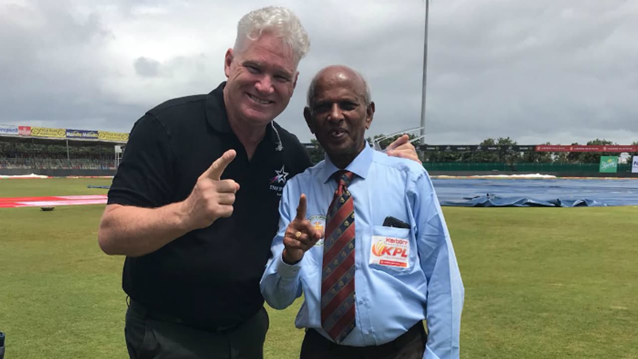 Dean Jones meets Madras tied Test umpire Vikram Raju, says Ravi Shastri should have kept strike