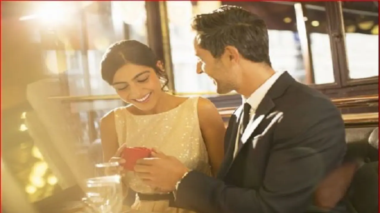 தங்கம் விலை குறைவு..! எவ்வளவு ரூபாய் என தெரிந்தால் டென்ஷனாகும்..! தங்கம் விலை குறைவு..! எவ்வளவு ரூபாய் என தெரிந்தால் டென்ஷனாகும்..!