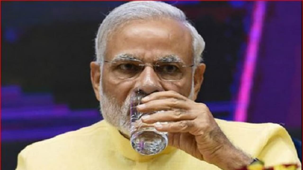 ತಮ್ಮದೇ ನೀತಿಗಳ ಸುಳಿಯಲ್ಲಿ ಮೋದಿ: ಡೌನ್ ಆಯ್ತಾ ಪಾಪ್ಯುಲ್ಯಾರಿಟಿ ಹಾದಿ?