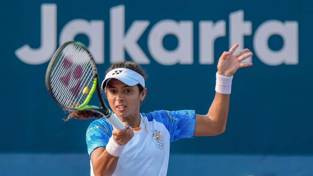 ఆస్ట్రేలియన్ ఓపెన్లో అంకితా రైనా సంచలనం... సానియా మీర్జా తర్వాత గ్రాండ్స్లామ్... ఆస్ట్రేలియన్ ఓపెన్లో అంకితా రైనా సంచలనం... సానియా మీర్జా తర్వాత గ్రాండ్స్లామ్...