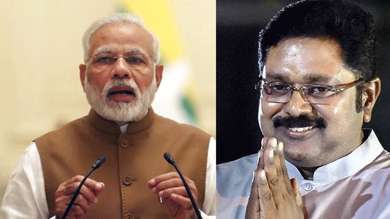 ஜெயா டிவிக்கு பிரதமர் மோடியிடம் இருந்து வந்த திடீர் வாழ்த்து! உச்சி குளிர்ந்து போன டி.டி.வி! ஜெயா டிவிக்கு பிரதமர் மோடியிடம் இருந்து வந்த திடீர் வாழ்த்து! உச்சி குளிர்ந்து போன டி.டி.வி!