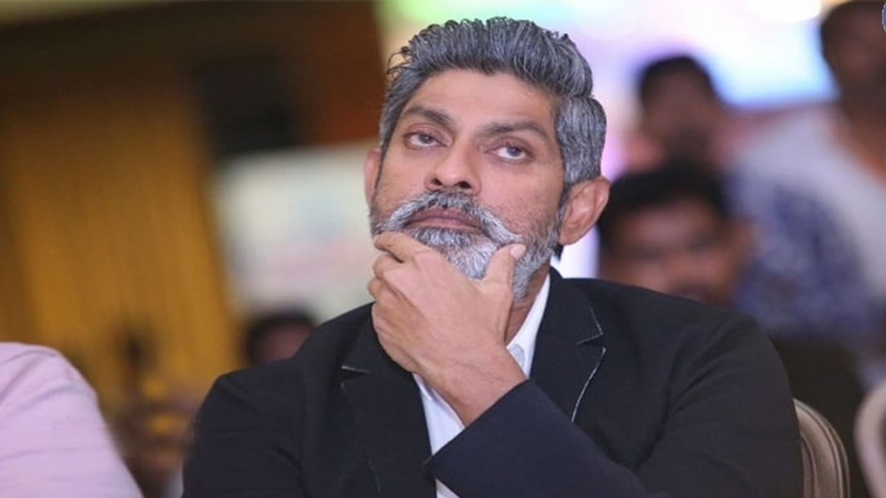 నిన్ను, నీ కొడుకుని చంపేస్తాం: హీరో జగపతిబాబు సోదరుడికి బెదిరింపు కాల్స్