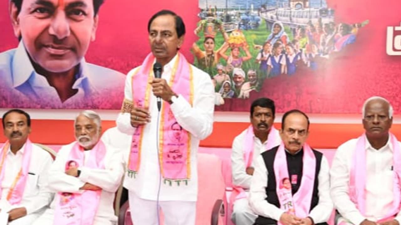 టీఆర్ఎస్ రెండో జాబితా విడుదల, అభ్యర్థులు వీరే టీఆర్ఎస్ రెండో జాబితా విడుదల, అభ్యర్థులు వీరే