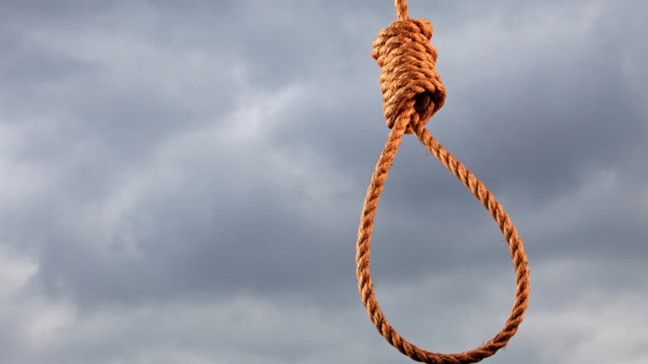 ഉത്തർപ്രദേശിൽ മാധ്യമ പ്രവർത്തകൻ തൂങ്ങിമരിച്ച നിലയിൽ ഉത്തർപ്രദേശിൽ മാധ്യമ പ്രവർത്തകൻ തൂങ്ങിമരിച്ച നിലയിൽ