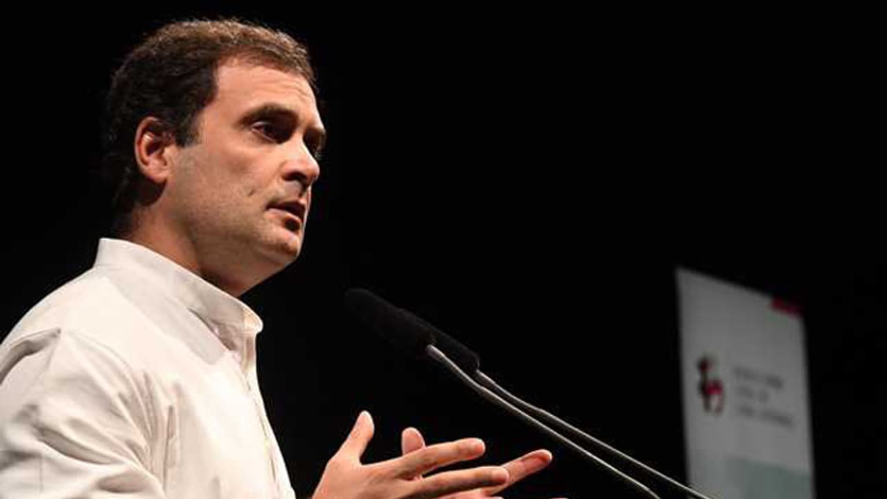 ರಾಹುಲ್ರನ್ನು ಪೆದ್ದ ಎಂದು ಕರೆಯದೇ ಮತ್ತಿನ್ನೇನ್ನಬೇಕು? ರಾಹುಲ್ರನ್ನು ಪೆದ್ದ ಎಂದು ಕರೆಯದೇ ಮತ್ತಿನ್ನೇನ್ನಬೇಕು?