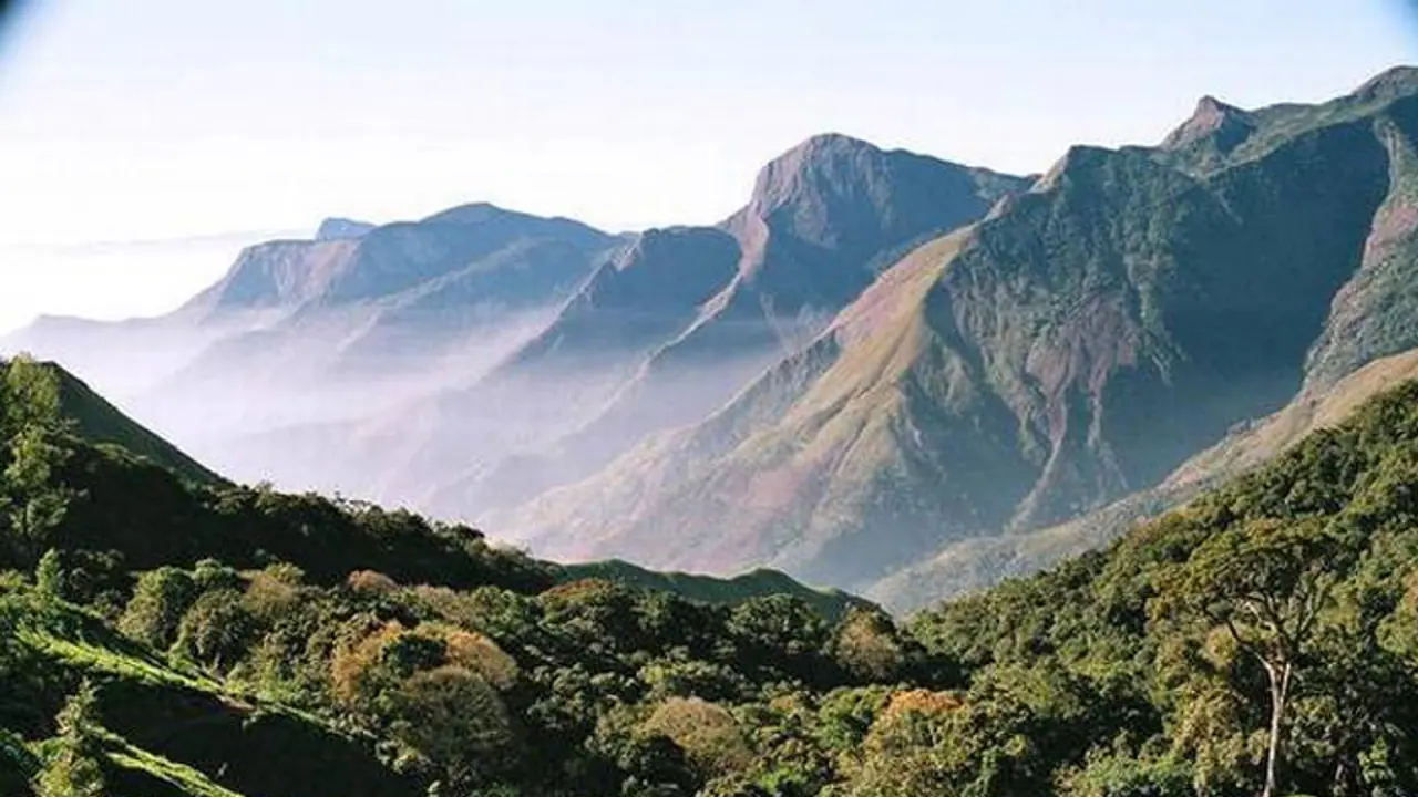 ವಯನಾಡು ದುರಂತಕ್ಕೆ ಎಚ್ಚೆತ್ತ ಕೇಂದ್ರ, ಕರ್ನಾಟಕ ಸೇರಿ 6 ರಾಜ್ಯದ ಪಶ್ಚಿಮಘಟ್ಟಗಳಲ್ಲಿ ಗಣಿಗಳ ನಿಷೇಧಕ್ಕೆ ಸಿದ್ಧತೆ