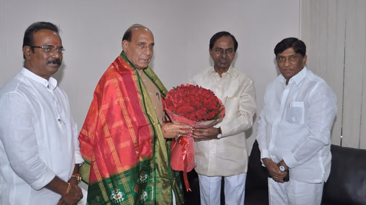 ముందస్తు ఎన్నికలపై చర్చలు జరుగుతున్నాయి: వినోద్ ముందస్తు ఎన్నికలపై చర్చలు జరుగుతున్నాయి: వినోద్