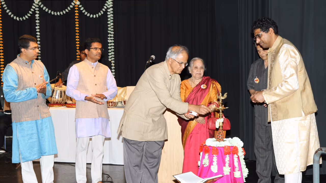 ಟೊರೊಂಟೊದಲ್ಲಿ ಕಗ್ಗ ವಾಚನ.. ಮನಸೂರೆಗೊಂಡ ವಿಶಿಷ್ಟ ಅನುಸಂಧಾನ