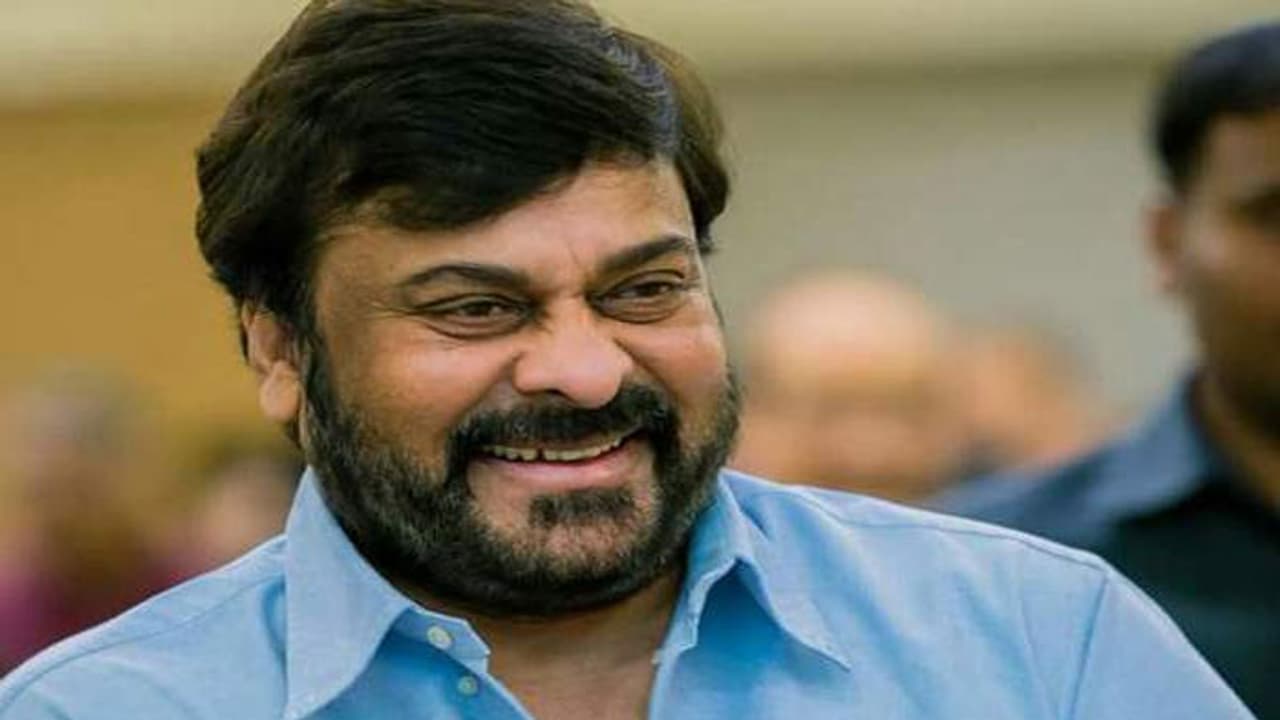 చిరు రూ.3 కోట్ల విలువైన బంగారం.. ఎవరికిచ్చారంటే..? చిరు రూ.3 కోట్ల విలువైన బంగారం.. ఎవరికిచ్చారంటే..?