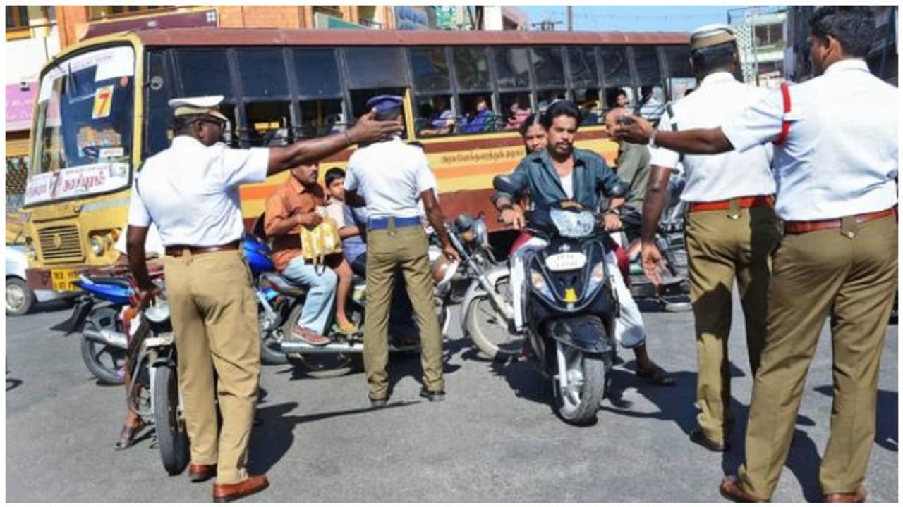 ರಾಂಗ್ ಪಾರ್ಕಿಂಗ್ ಕಾರು ಚಾಲಕನಿಗೆ 16,565 ರೂಪಾಯಿ ದಂಡ!