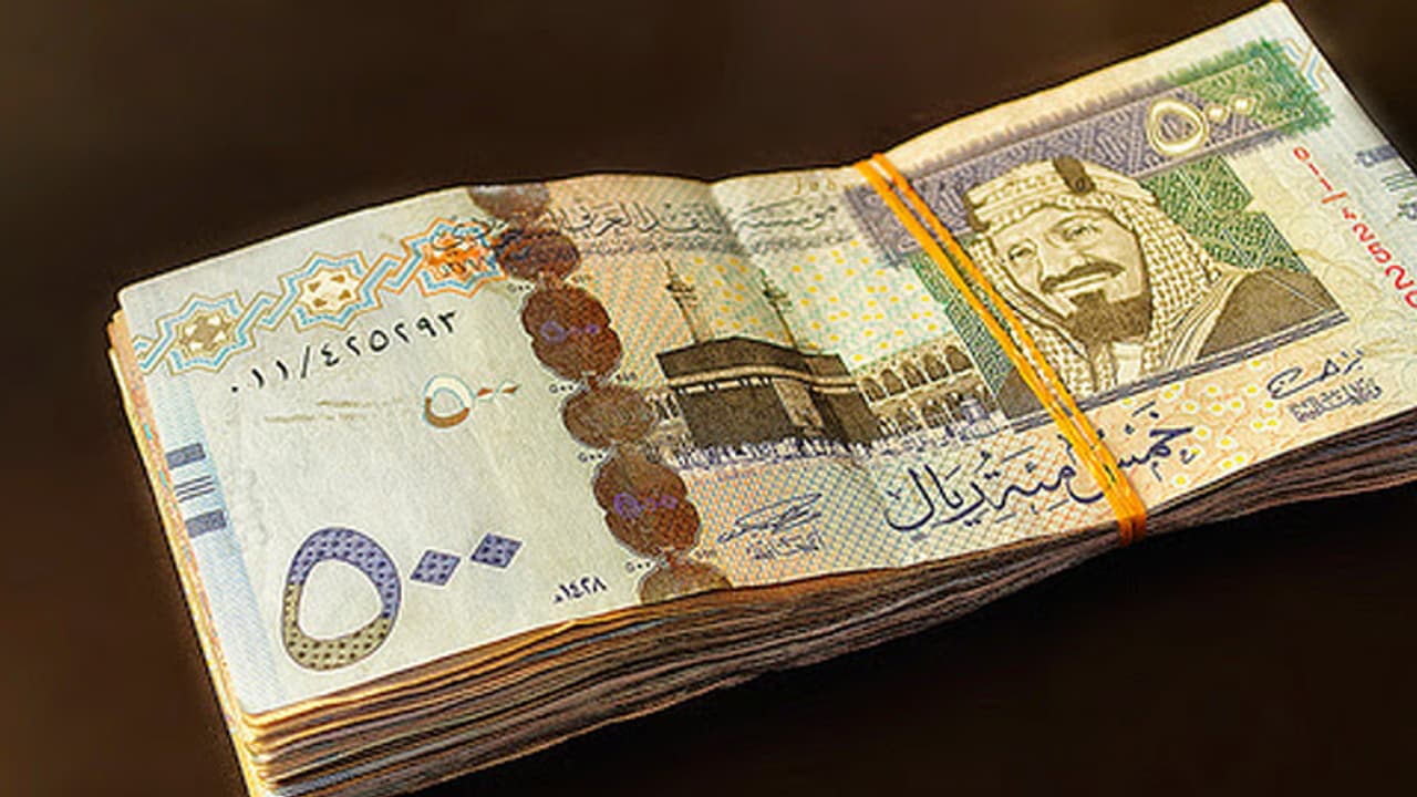 സൗദിയിൽ നിന്ന് വിദേശികളയക്കുന്ന പണത്തിന് സര്ച്ചാര്ജ് ഏര്പ്പെടുത്തിയേക്കും സൗദിയിൽ നിന്ന് വിദേശികളയക്കുന്ന പണത്തിന് സര്ച്ചാര്ജ് ഏര്പ്പെടുത്തിയേക്കും