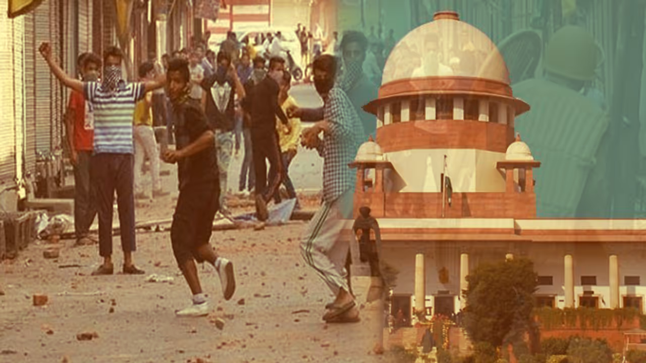 अनुच्छेद 35ए हटाने पर सुनवाई 19 जनवरी तक टली अनुच्छेद 35ए हटाने पर सुनवाई 19 जनवरी तक टली