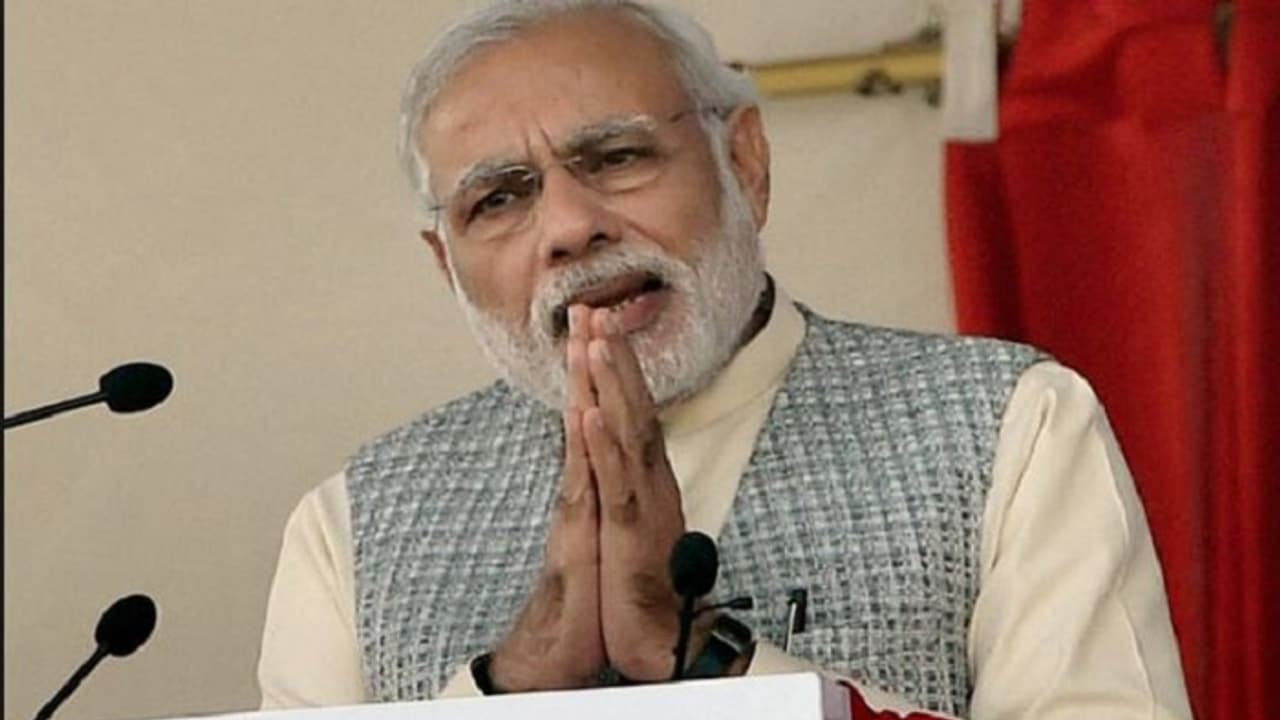 ಮೋದಿಗೆ ಮರ್ಯಾದೆ ಇಲ್ಲ, ಅದಕ್ಕೆ ರಾಜೀನಾಮೆ ಕೊಟ್ಟಿಲ್ಲ: ಅಂದಿದ್ಯಾರು? ಮೋದಿಗೆ ಮರ್ಯಾದೆ ಇಲ್ಲ, ಅದಕ್ಕೆ ರಾಜೀನಾಮೆ ಕೊಟ್ಟಿಲ್ಲ: ಅಂದಿದ್ಯಾರು?