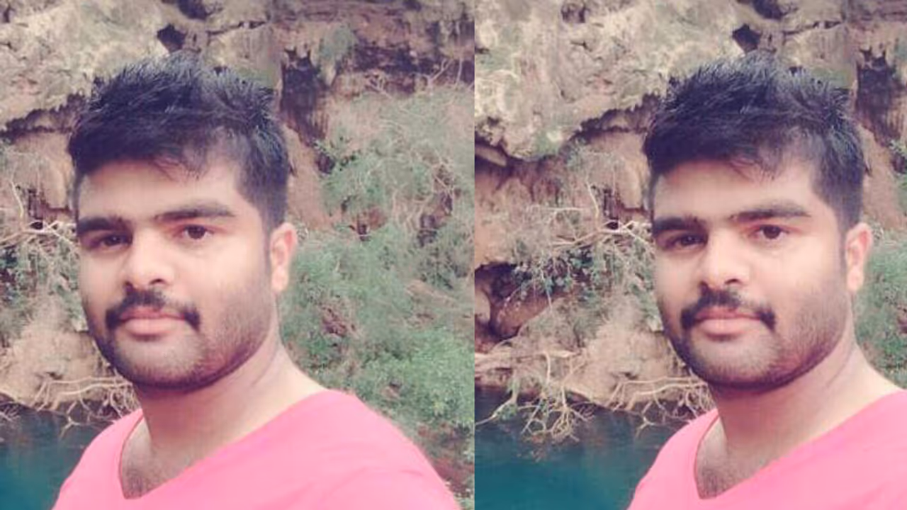 ഒമാനിൽ ലിഫ്റ്റിൽ നിന്ന് വീണ് യുവാവ് മരിച്ചു. ഒമാനിൽ ലിഫ്റ്റിൽ നിന്ന് വീണ് യുവാവ് മരിച്ചു.