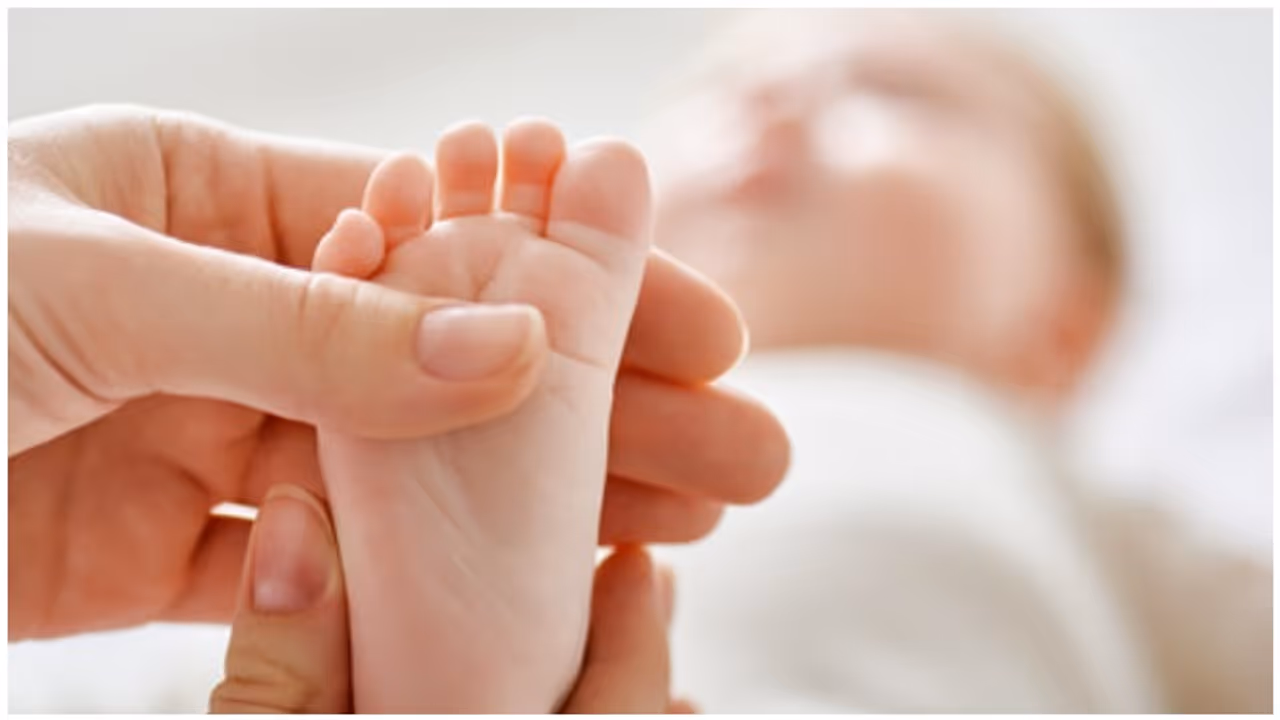 ஏமாற்றம் அடைந்த 49 கணவன்மார்கள்..! அந்த 49 குழந்தைகளுக்கும் ஒரே ஒரு மருத்துவர் தான் அப்பா...! இதுவரை நடந்திராத அதிர்ச்சி சம்பவம்...! ஏமாற்றம் அடைந்த 49 கணவன்மார்கள்..! அந்த 49 குழந்தைகளுக்கும் ஒரே ஒரு மருத்துவர் தான் அப்பா...! இதுவரை நடந்திராத அதிர்ச்சி சம்பவம்...!