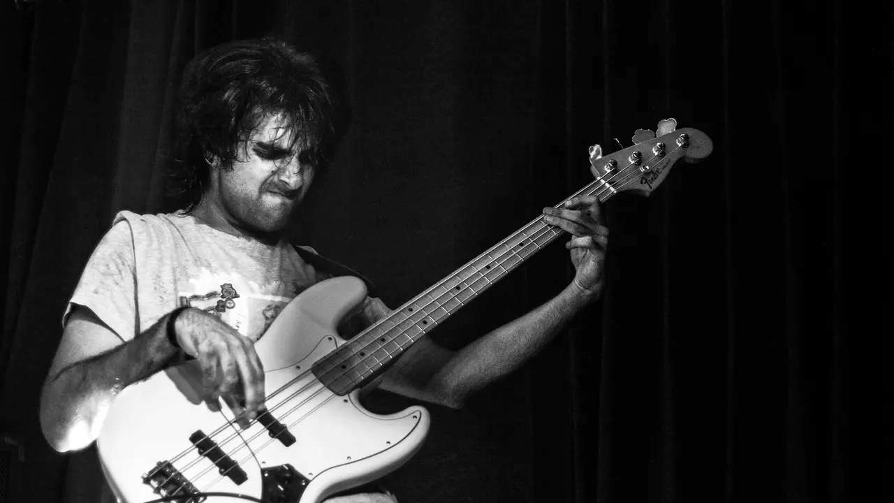 Musicians Gaurav Balani, Apeksha Dandekar want to ‘Help Women Fly’ away from violence Musicians Gaurav Balani, Apeksha Dandekar want to ‘Help Women Fly’ away from violence