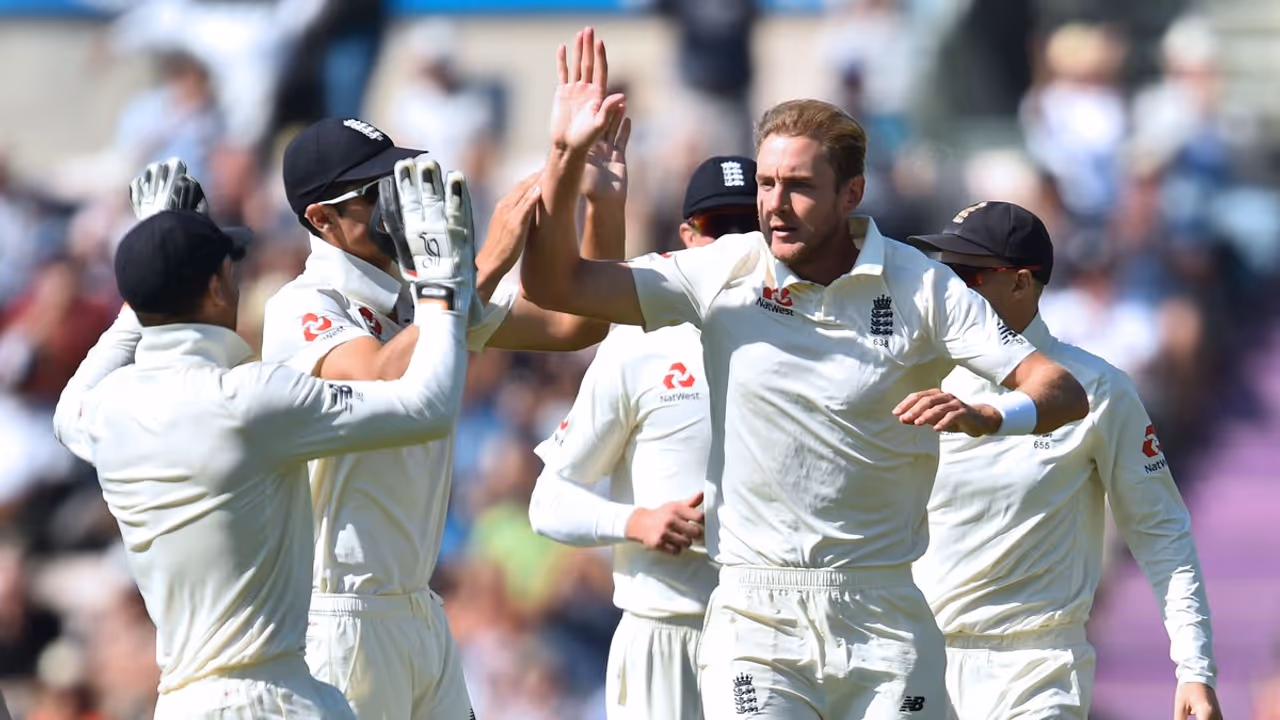 5ನೇ ಟೆಸ್ಟ್ ಪಂದ್ಯಕ್ಕೆ ಇಂಗ್ಲೆಂಡ್ ತಂಡ ಪ್ರಕಟ ಯಾರು ಇನ್?ಯಾರು ಔಟ್? 5ನೇ ಟೆಸ್ಟ್ ಪಂದ್ಯಕ್ಕೆ ಇಂಗ್ಲೆಂಡ್ ತಂಡ ಪ್ರಕಟ ಯಾರು ಇನ್?ಯಾರು ಔಟ್?