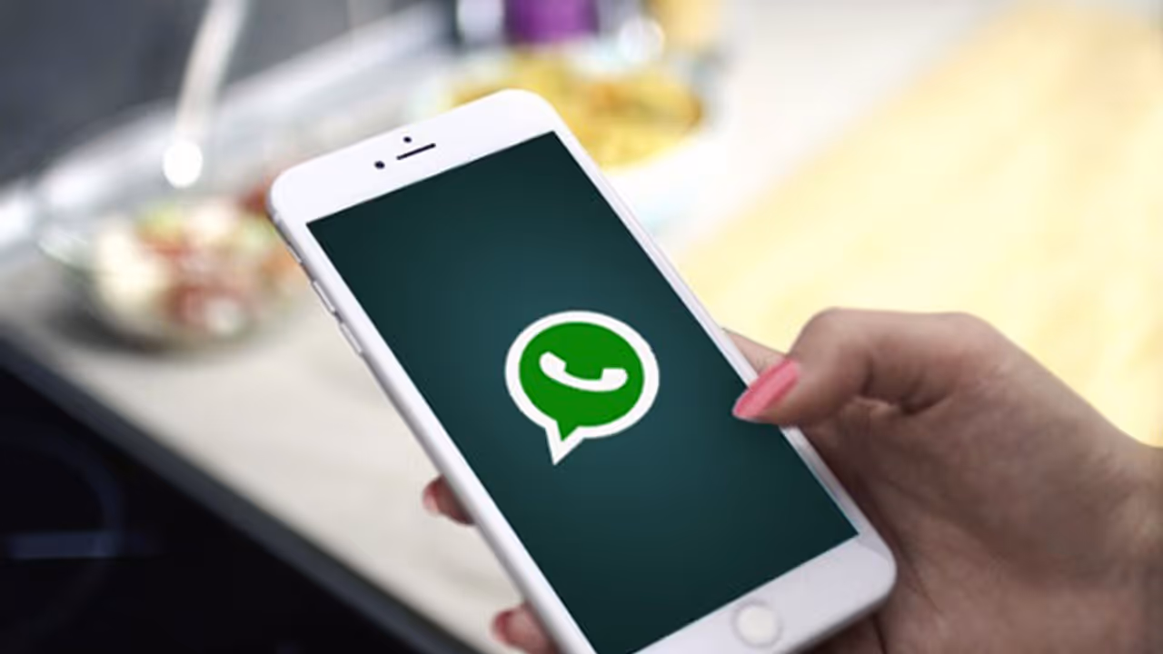 തമിഴ്നാട്ടില്‍ സ്ത്രീകള്‍ക്ക് അശ്ലീല വീഡിയോകള്‍ അയച്ച പൊലീസ് ഓഫീസര്‍ക്ക് സസ്പെന്‍ഷന്‍