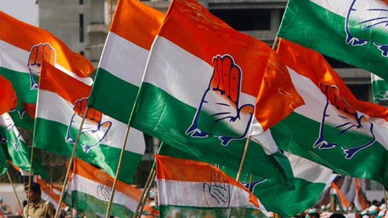 ಹೊಸ ಬಾಂಬ್ ಸಿಡಿಸಿದ ಕಾಂಗ್ರೆಸ್ ಮುಖಂಡ