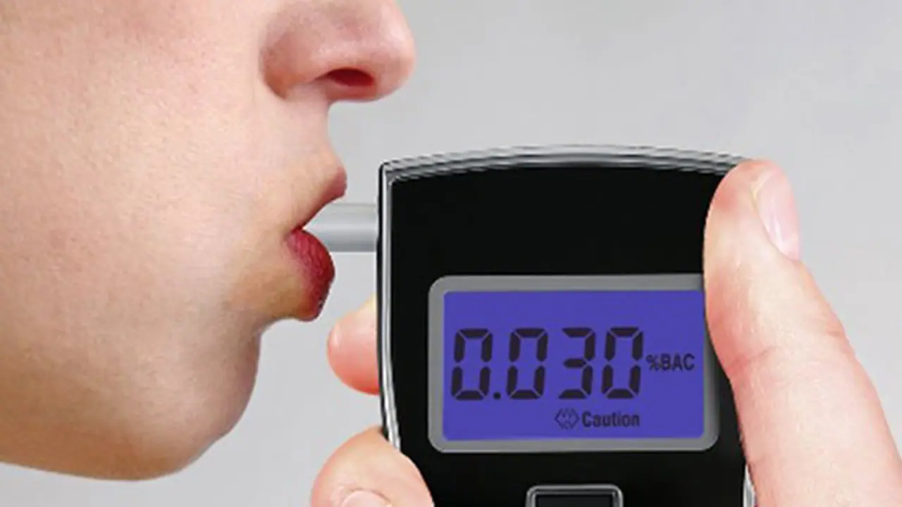 కరోనా భయం... డ్రంక్ అండ్ డ్రైవ్ పరీక్షలు కూడా బంద్