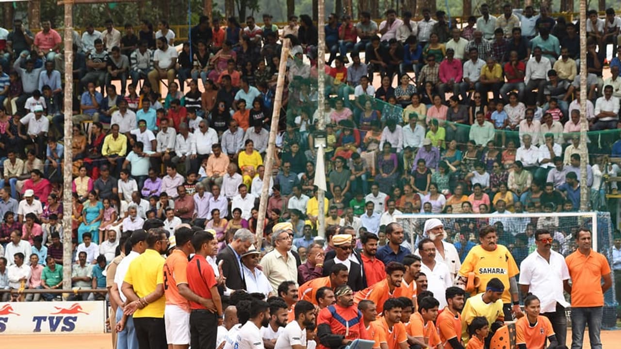 ಮಳೆ ಎಫೆಕ್ಟ್: ಮುಂದಿನ ವರ್ಷ ಕೊಡವ ಹಾಕಿ ಇಲ್ಲ ಮಳೆ ಎಫೆಕ್ಟ್: ಮುಂದಿನ ವರ್ಷ ಕೊಡವ ಹಾಕಿ ಇಲ್ಲ