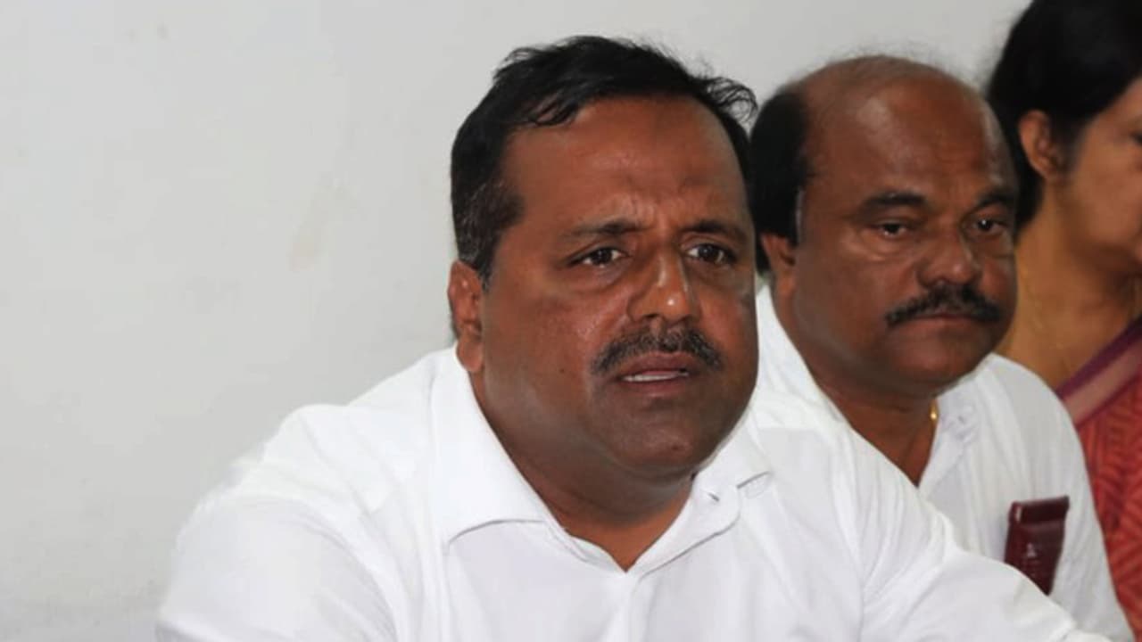 'ಸಿಟಿ ರವಿ, ಸುರೇಶ್ ಅಂಗಡಿ ಹೇಳಿಕೆ ಪ್ರಚೋದನಕಾರಿ ಅಲ್ವಾ..? ಅವರ ವಿರುದ್ಧ ಕ್ರಮ ಏಕಿಲ್ಲ'..?