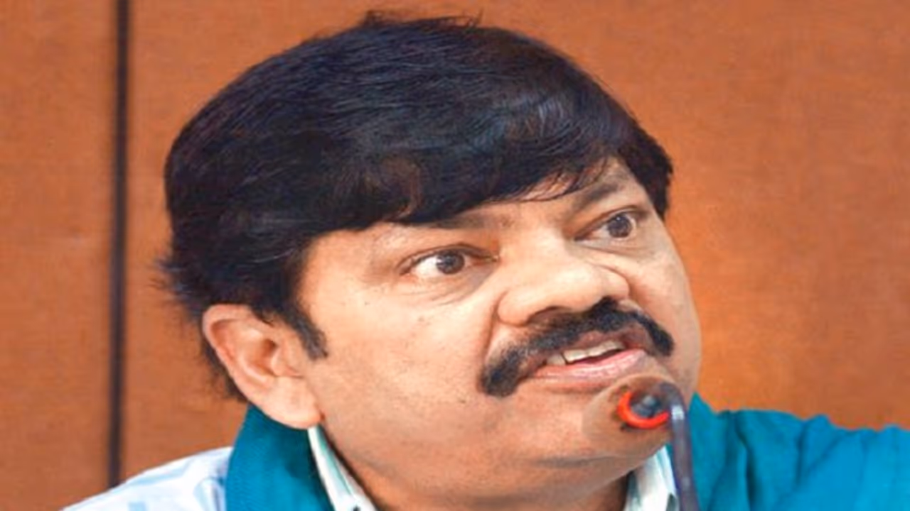 ಬಿಸಿಸಿಐ ಆದಿತ್ಯ ವರ್ಮಾ ಜಟಾಪಟಿ ಮಗನಿಗೆ ಅಮಾನತು ಶಿಕ್ಷೆ! ಬಿಸಿಸಿಐ ಆದಿತ್ಯ ವರ್ಮಾ ಜಟಾಪಟಿ ಮಗನಿಗೆ ಅಮಾನತು ಶಿಕ್ಷೆ!