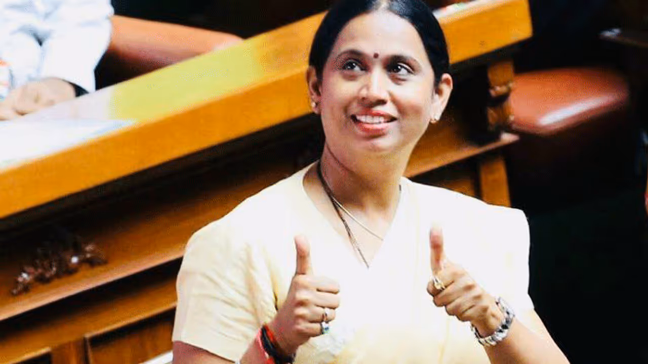 ಮೋಸ್ಟ್ ವೆಲ್ ಕಮ್ ಎಂದು ಲಕ್ಷ್ಮೀ ಹೆಬ್ಬಾಳ್ಕರ್‌ಗೆ ಆಹ್ವಾನ ಕೊಟ್ಟ ಜಾರಕಿಹೊಳಿ