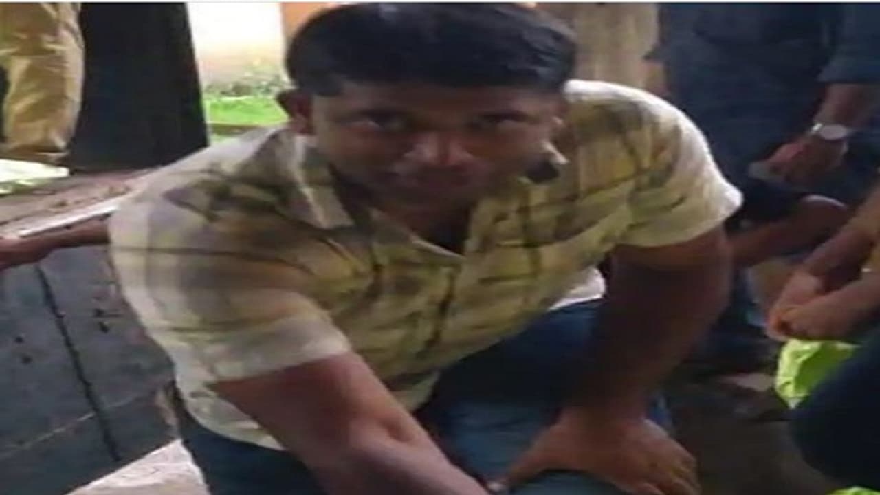 ಗುರುತು ಬಚ್ಚಿಟ್ಟು 8 ದಿನ ಈ ಐಎಎಸ್ ಆಫೀಸರ್ ಮಾಡಿದ್ದೇನು?: ಗುರುತು ಬಚ್ಚಿಟ್ಟು 8 ದಿನ ಈ ಐಎಎಸ್ ಆಫೀಸರ್ ಮಾಡಿದ್ದೇನು?: