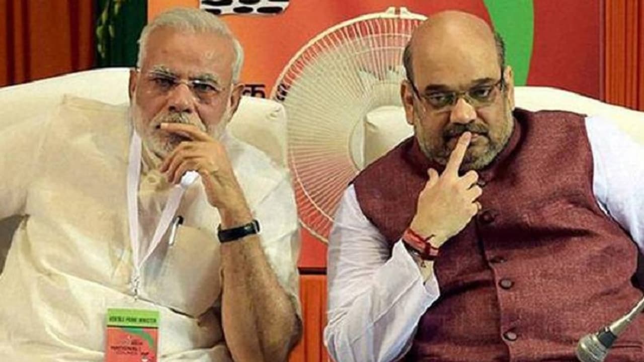 பாஜகவின் "பன்னாபிரமுக் வியூகம் ".. வட இந்தியாவைபோல தமிழ்நாட்டை ஸ்கெட்ச் போட்டு தூக்கபோகும் மோடி, அமித்ஷா. பாஜகவின் "பன்னாபிரமுக் வியூகம் ".. வட இந்தியாவைபோல தமிழ்நாட்டை ஸ்கெட்ச் போட்டு தூக்கபோகும் மோடி, அமித்ஷா.