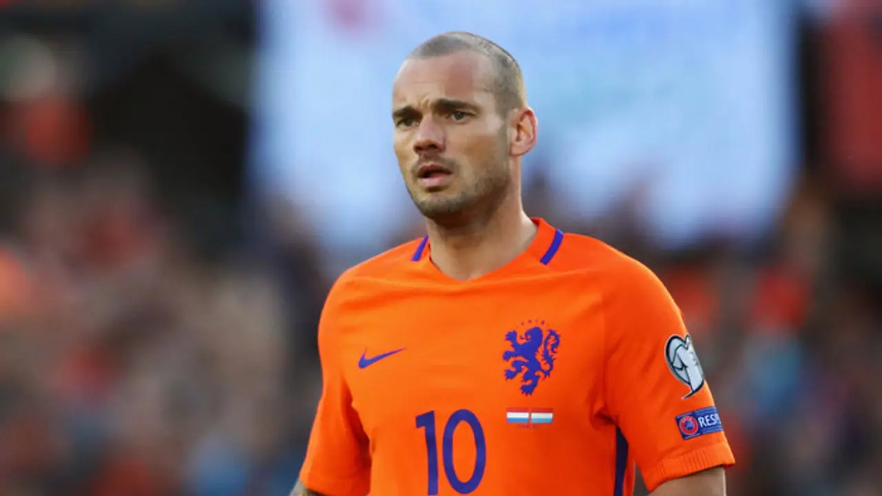 মেসি রোনাল্ডোর মতোই সাফল্য পাওয়ার ক্ষমতা তারও ছিল, দাবি স্নাইডারের