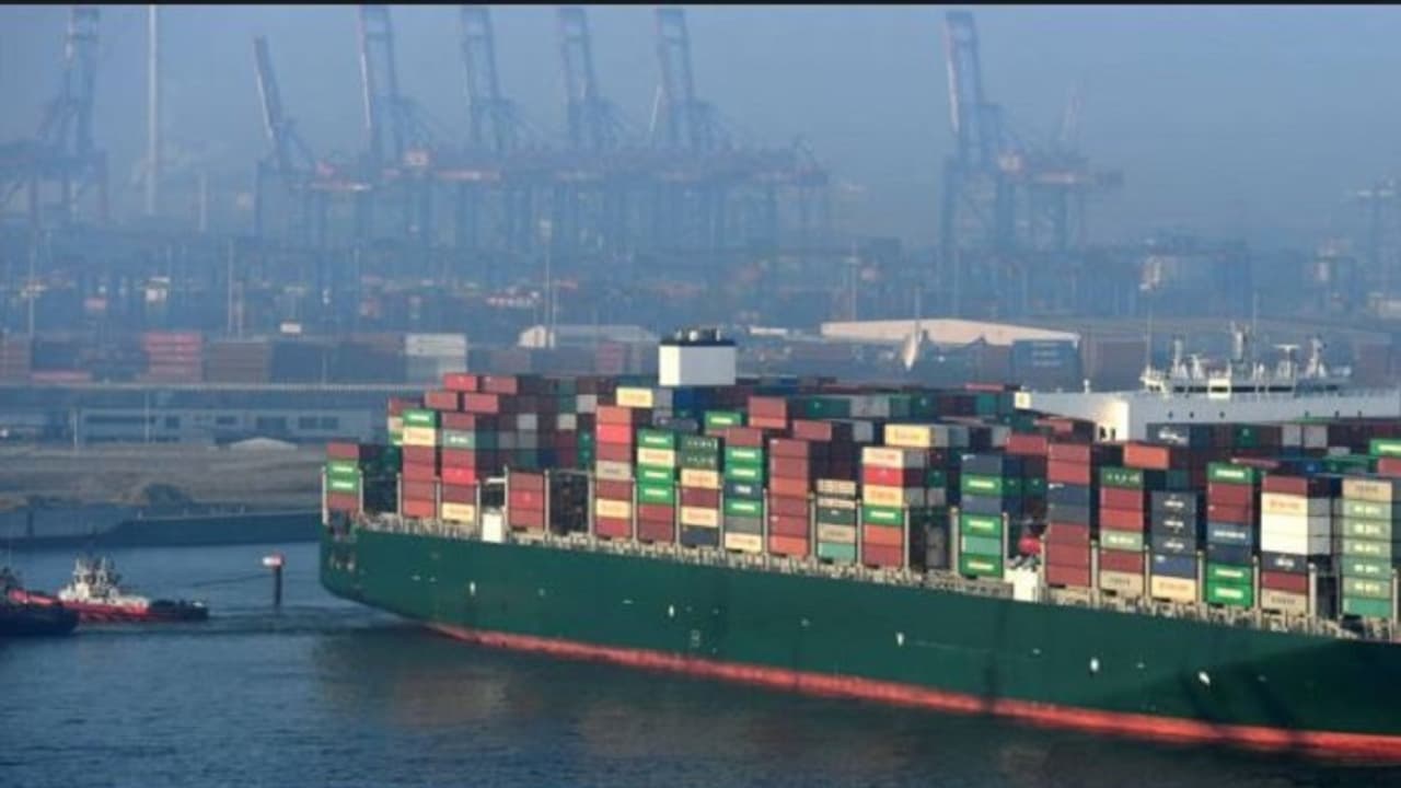 ಸಿಗಲಿದೆ ಚಾಬಹರ್ ಬಂದರು: ಹೆದ್ರೋ ಮಾತೇ ಇಲ್ಲ ಪಾಕ್, ಚೀನಾ ಬಂದ್ರೂ! ಸಿಗಲಿದೆ ಚಾಬಹರ್ ಬಂದರು: ಹೆದ್ರೋ ಮಾತೇ ಇಲ್ಲ ಪಾಕ್, ಚೀನಾ ಬಂದ್ರೂ!