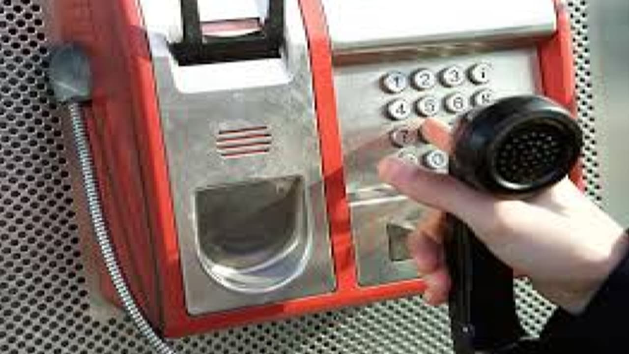 മദ്യപിച്ചാല്‍ പൊലീസിന് 'വിലപ്പെട്ട വിവരം' നല്‍കും! 18 വര്‍ഷം പറ്റിച്ചയാളെ പിടികൂടി മലേഷ്യന്‍ പൊലീസ്