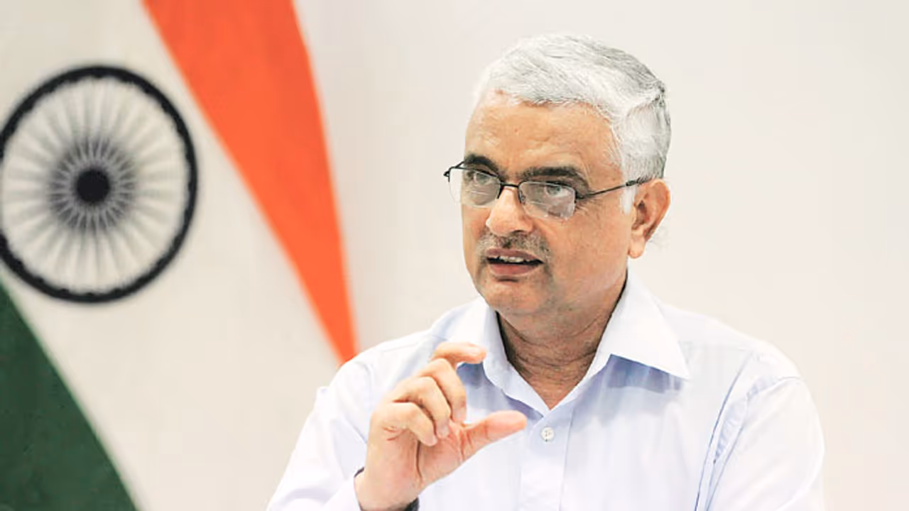 దురదృష్టకరం: కేసీఆర్‌కు సీఈసీ చురకలు