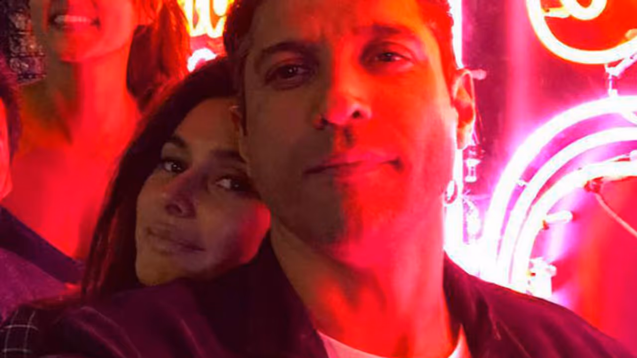 యాంకర్ తో హీరో ప్రేమాయణం! యాంకర్ తో హీరో ప్రేమాయణం!