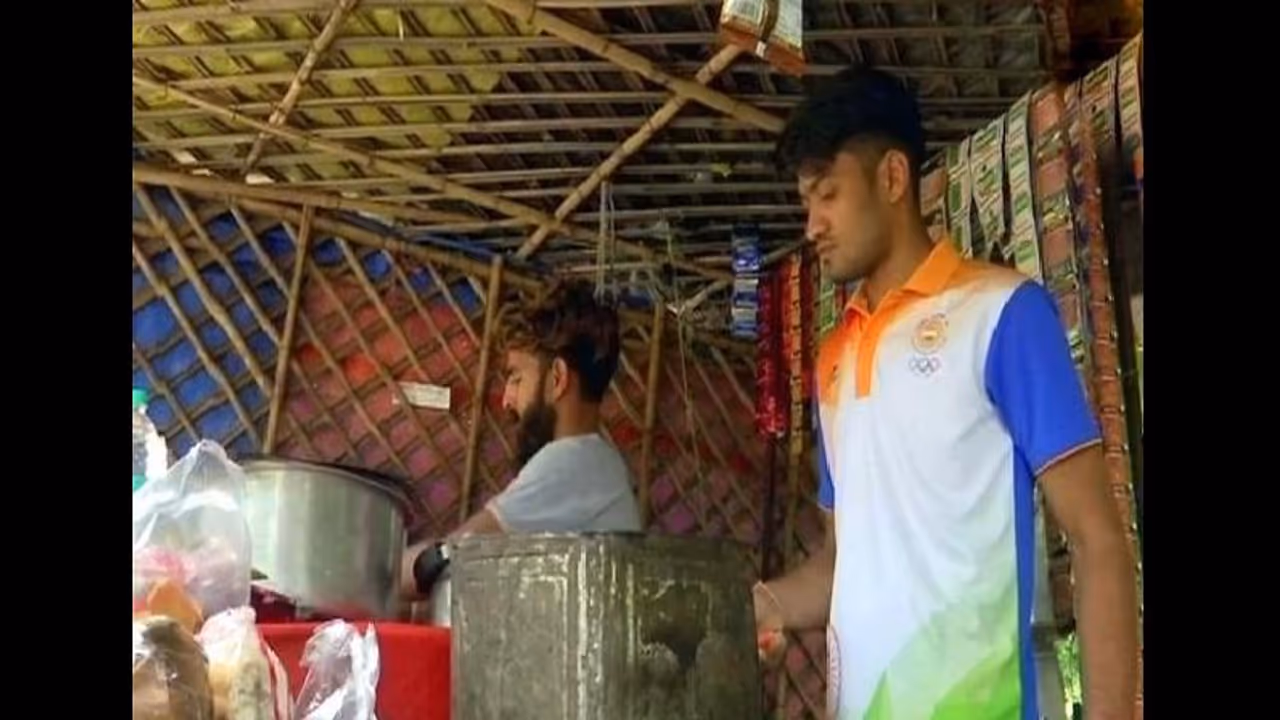 ಏಷ್ಯಾಡ್ ಪದಕ ಗೆದ್ರೂ ಟೀ ಮಾರಾಟ ತಪ್ಪಲಿಲ್ಲ.! ಏಷ್ಯಾಡ್ ಪದಕ ಗೆದ್ರೂ ಟೀ ಮಾರಾಟ ತಪ್ಪಲಿಲ್ಲ.!