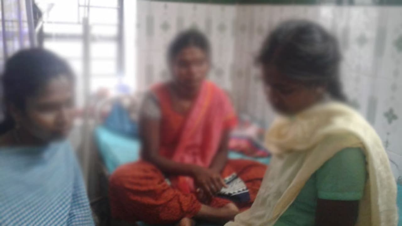 3 பள்ளி மாணவிகள் தற்கொலை முயற்சி... வேலூரில் பரபரப்பு! 3 பள்ளி மாணவிகள் தற்கொலை முயற்சி... வேலூரில் பரபரப்பு!