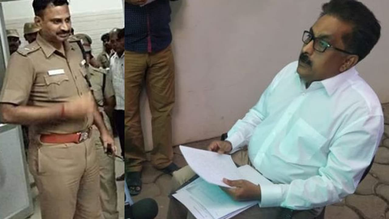 வேலையில்லாத ஜார்ஜ் இப்போ எது வேண்டுமானாலும் பேசுவாரு... விழுப்புரம் எஸ்பி ஜெயகுமார் கடும் தாக்கு... வெடிக்கும் போலீஸ் மோதல்! வேலையில்லாத ஜார்ஜ் இப்போ எது வேண்டுமானாலும் பேசுவாரு... விழுப்புரம் எஸ்பி ஜெயகுமார் கடும் தாக்கு... வெடிக்கும் போலீஸ் மோதல்!