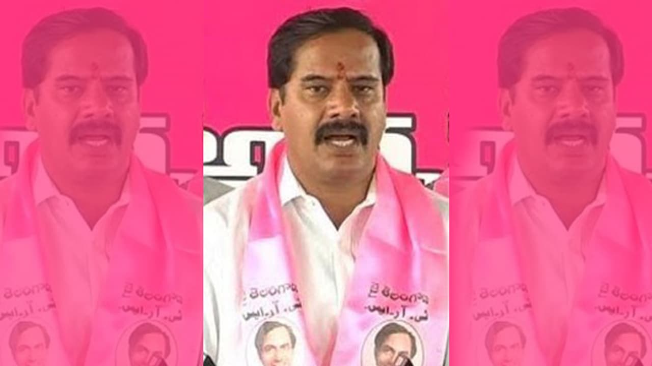 ఉత్తమ్ ముందే చెప్పారు: కొండా దంపతులపై వినయ్ ఫైర్