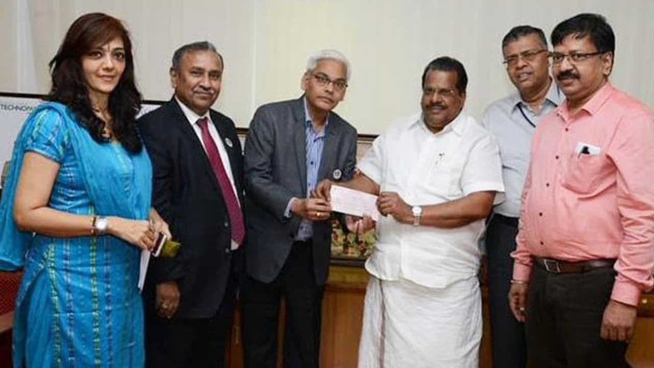 ദുരിതാശ്വാസനിധിയിലേക്ക് ന്യൂ ഇന്ത്യ അഷ്വറന്സ് മൂന്ന് കോടി നല്കി ദുരിതാശ്വാസനിധിയിലേക്ക് ന്യൂ ഇന്ത്യ അഷ്വറന്സ് മൂന്ന് കോടി നല്കി