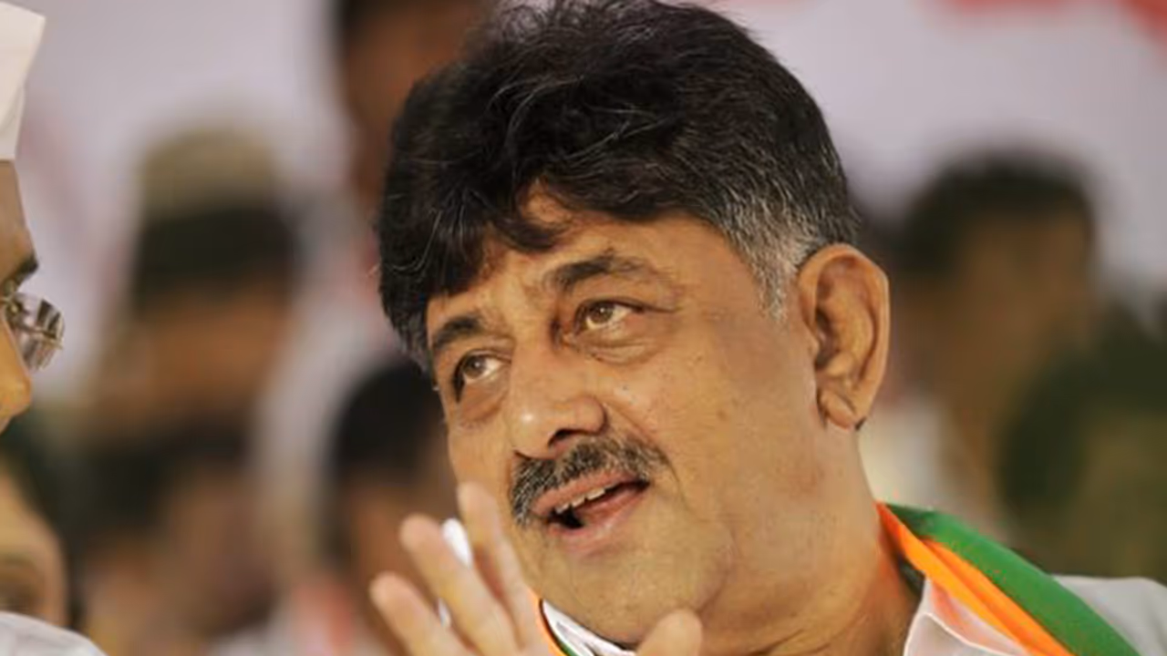 ಬಿಜೆಪಿ ಸ್ನೇಹಿತರೇ ನನಗೆ ಮಾಹಿತಿದಾರರು: ಡಿಕೆಶಿ ಬಿಜೆಪಿ ಸ್ನೇಹಿತರೇ ನನಗೆ ಮಾಹಿತಿದಾರರು: ಡಿಕೆಶಿ