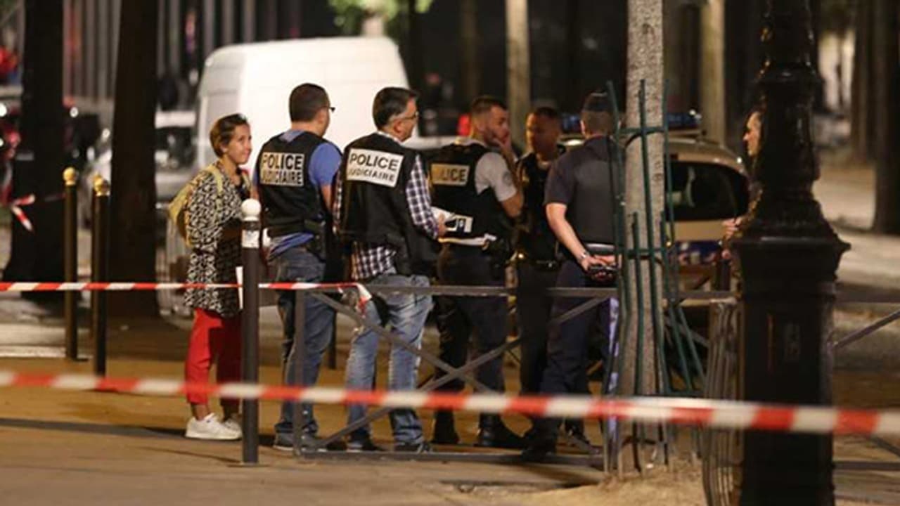 പാരീസില്‍ ഏഴുപേരെ കുത്തിപ്പരിക്കേല്‍പ്പിച്ചു; അഫ്ഗാന്‍ പൗരൻ അറസ്റ്റിൽ