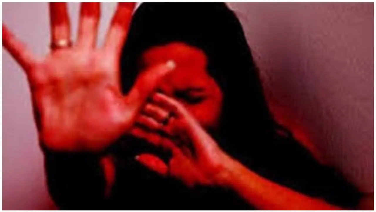 Kashmir: Father arrested for raping daughter in Baramulla; investigation underway Kashmir: Father arrested for raping daughter in Baramulla; investigation underway