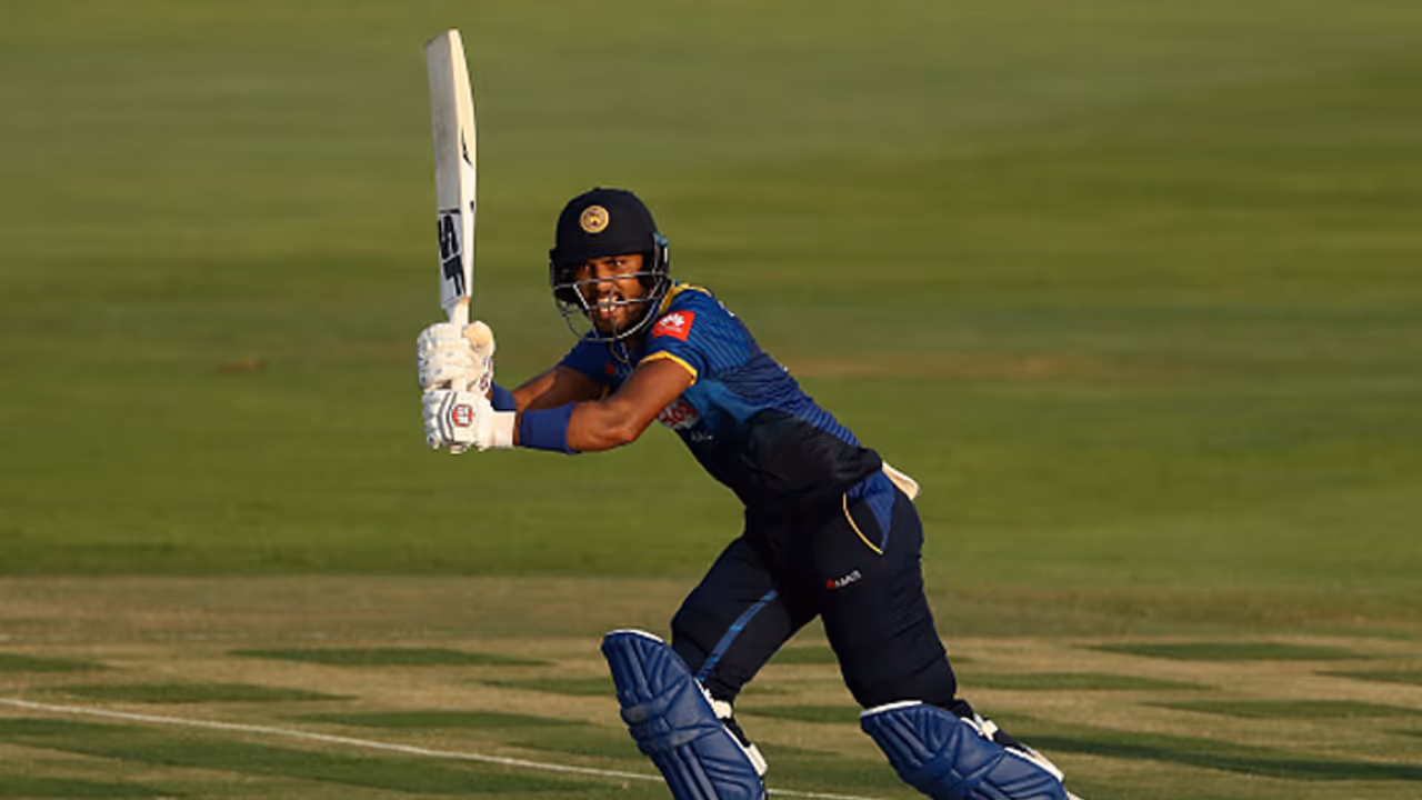 ಏಷ್ಯಾಕಪ್: ಲಂಕಾ ತಂಡದ ಸ್ಟಾರ್ ಆಟಗಾರ ಔಟ್..! ಏಷ್ಯಾಕಪ್: ಲಂಕಾ ತಂಡದ ಸ್ಟಾರ್ ಆಟಗಾರ ಔಟ್..!