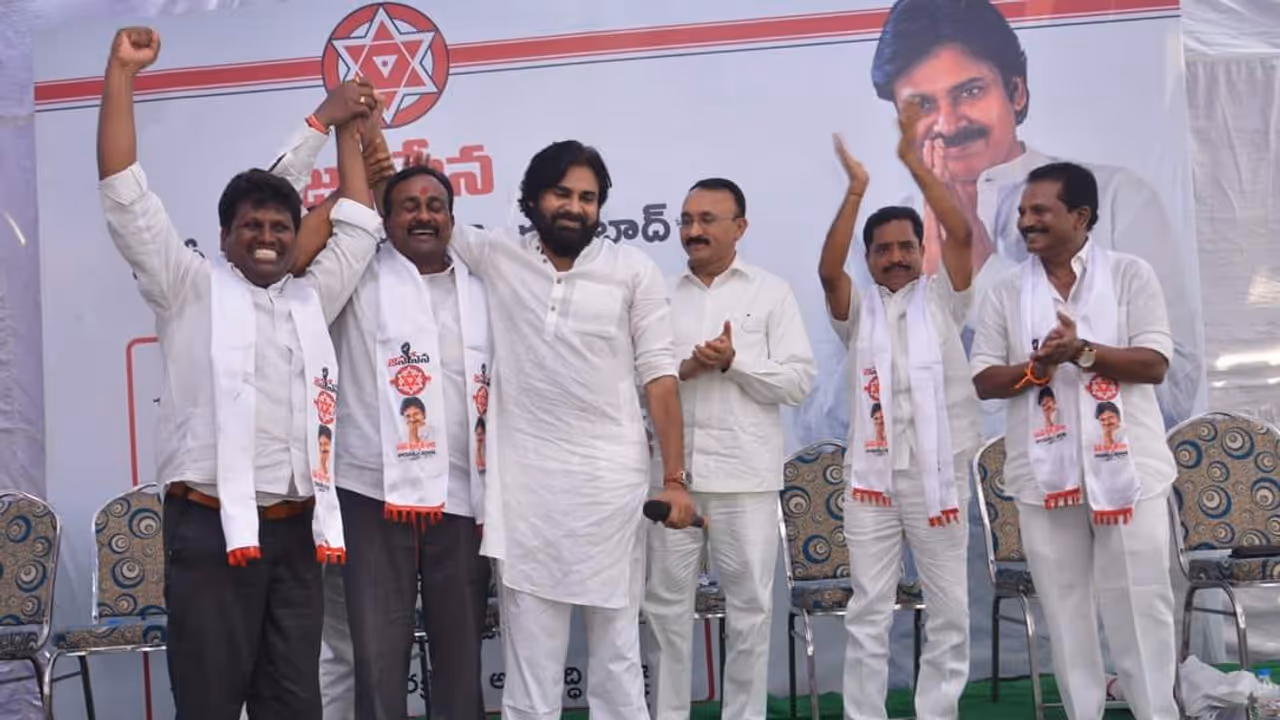 జనసేన పార్టీ తొలి అభ్యర్థి ఎవరో తెలుసా...