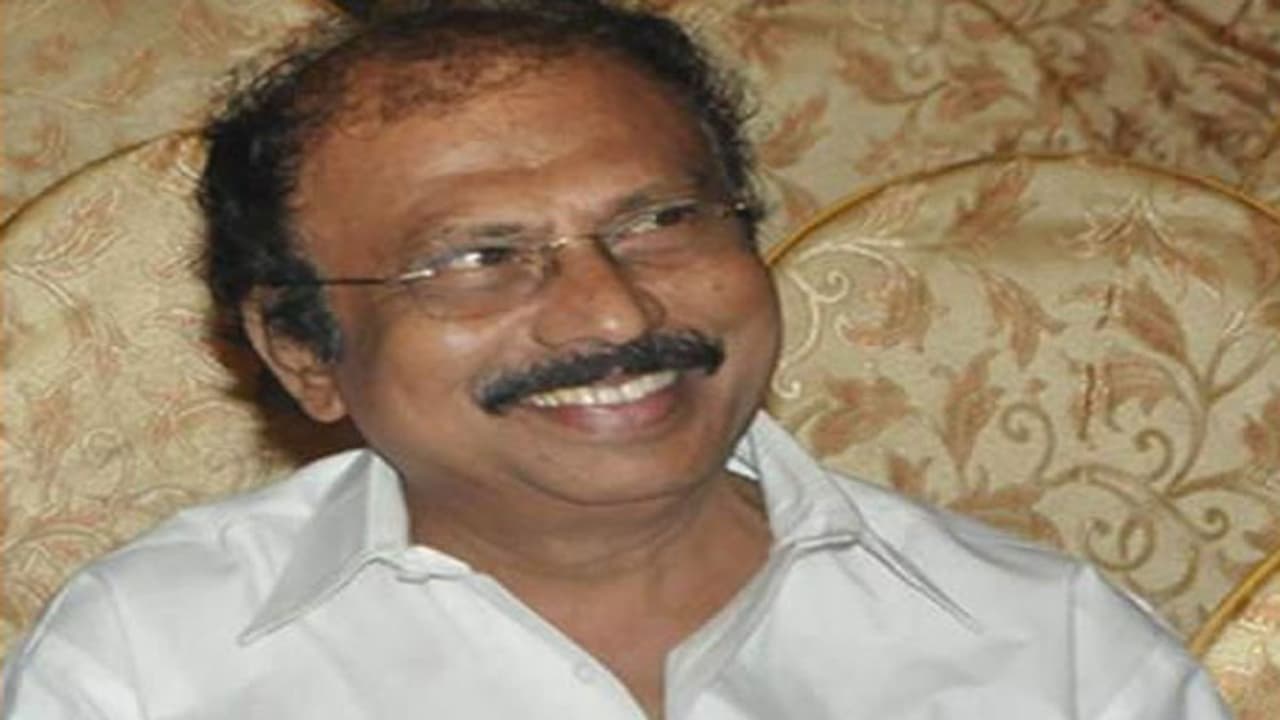 భిక్షాటన చేస్తోన్న టాప్ డైరెక్టర్!