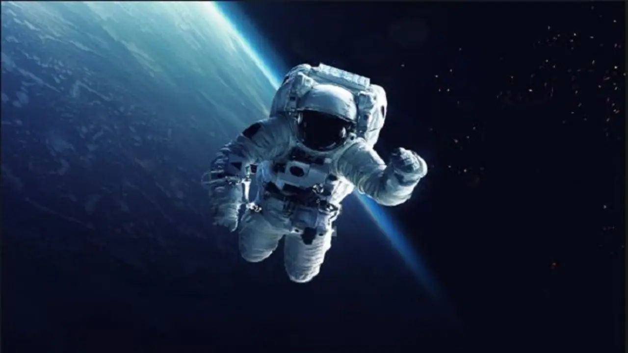 ಗಗನಯಾನಿಗಳು ಬಾಹ್ಯಾಕಾಶದಲ್ಲೇ ಸವಿಯಲಿದ್ದಾರೆ ಇಡ್ಲಿ ಸಾಂಬಾರ್! ಗಗನಯಾನಿಗಳು ಬಾಹ್ಯಾಕಾಶದಲ್ಲೇ ಸವಿಯಲಿದ್ದಾರೆ ಇಡ್ಲಿ ಸಾಂಬಾರ್!