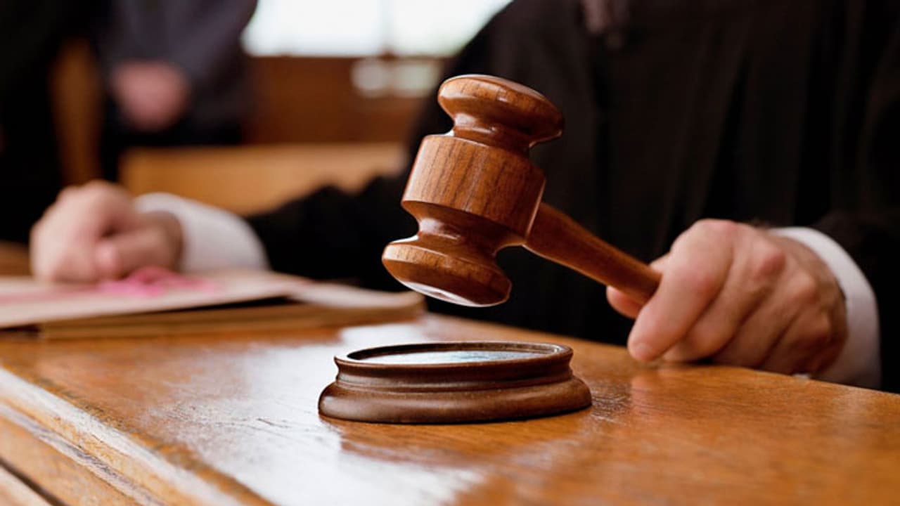 முதல்வருக்கு பிடிவாரண்ட்... ஆபரேஷன் கருடா திட்டத்தை தொடங்கிய மத்திய அரசு! முதல்வருக்கு பிடிவாரண்ட்... ஆபரேஷன் கருடா திட்டத்தை தொடங்கிய மத்திய அரசு!