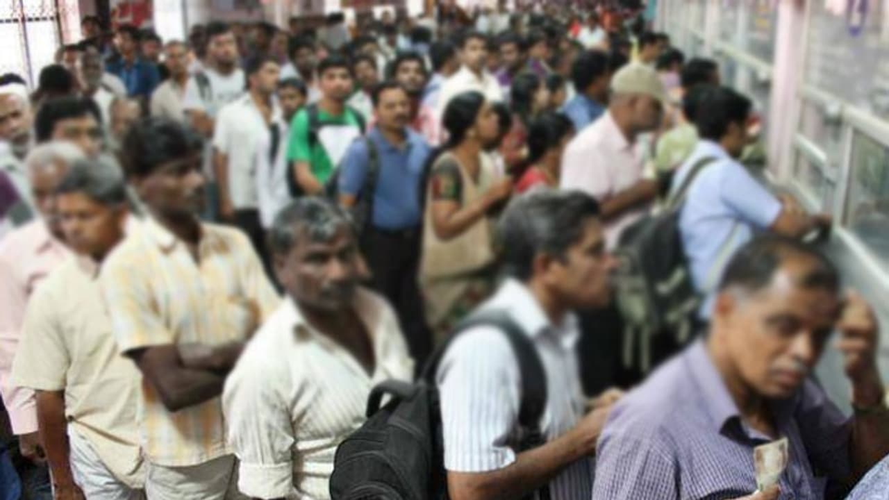 ஆயுத பூஜை, விஜயதசமி விடுமுறை, சிறப்பு ரயில்களுக்கான முன்பதிவு..!! தென் மாவட்ட மக்களுக்கு மகிழ்ச்சியான செய்தி. ஆயுத பூஜை, விஜயதசமி விடுமுறை, சிறப்பு ரயில்களுக்கான முன்பதிவு..!! தென் மாவட்ட மக்களுக்கு மகிழ்ச்சியான செய்தி.